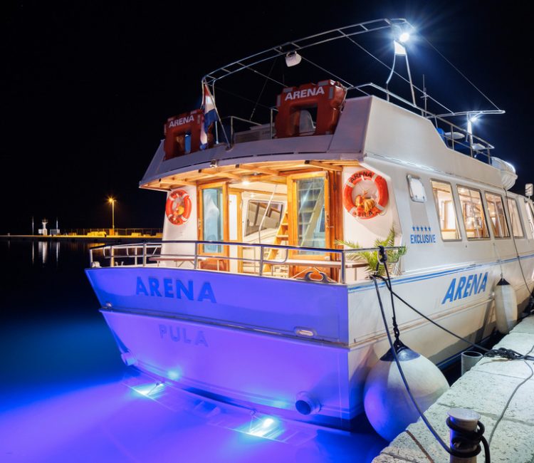 Arena Boat Tours (2)