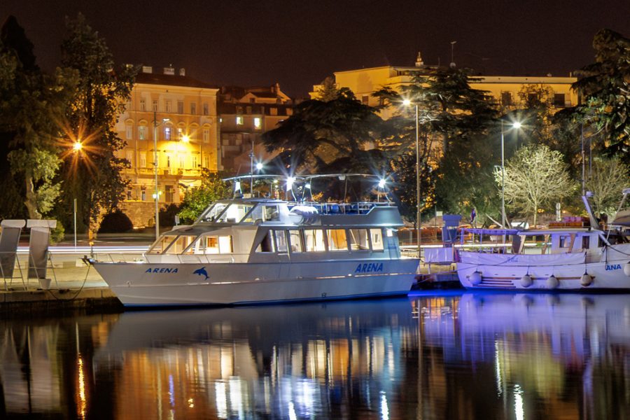 Arena boat tours (4)