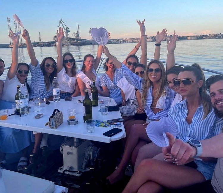 Arena boat tours (7)