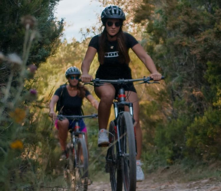 Bike, e-bike sunset tour by Jistra Adventures (2)