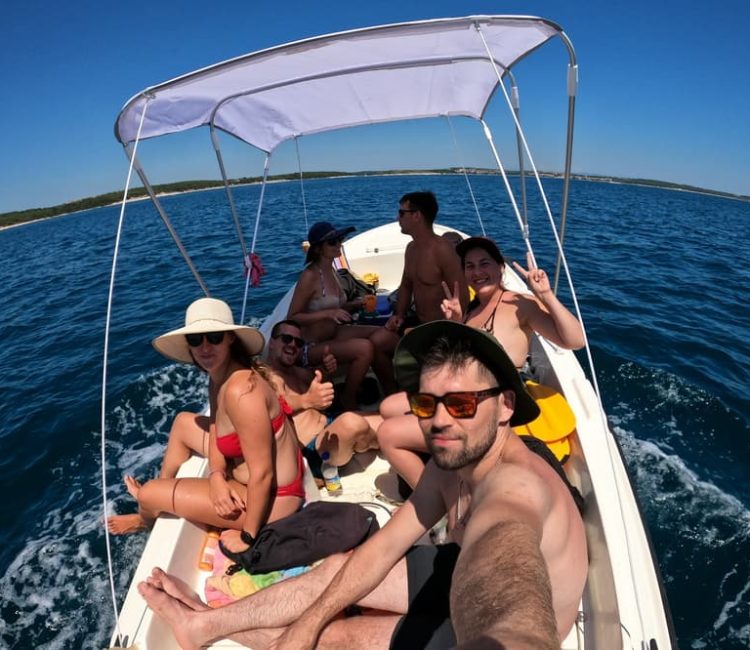 Boat tour at Medulin archipelago by Jistra Adventures (2)