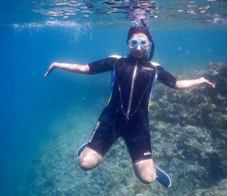 Cliffs and cave kayak adventure (1)