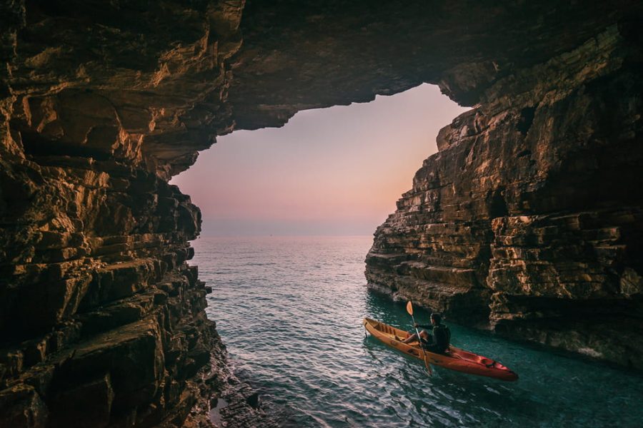 Full cave and safari experience by kayak