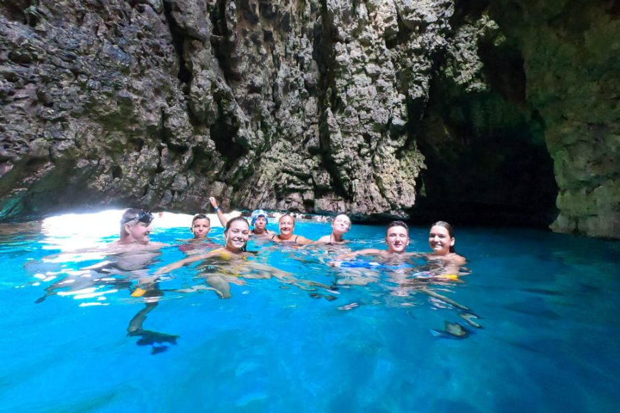 Full cave and safari experience by kayak (6)