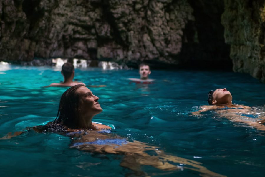 Full cave and safari experience by kayak (7)