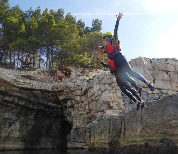 Fun Rocky Coasteering in Pula by Pula Outdoor (5)