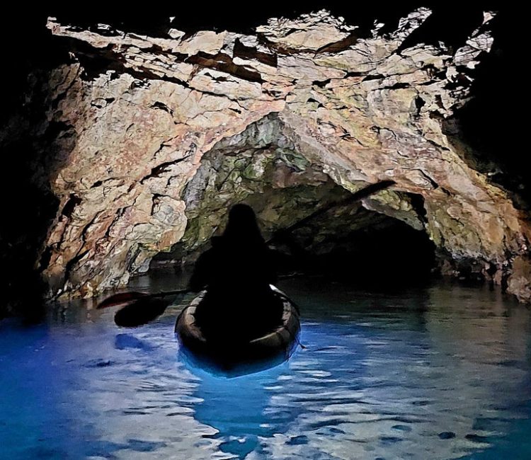 Glow Kayak Night Tour Pula (1). jpg