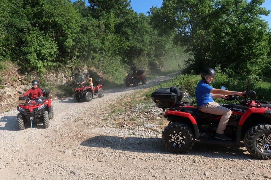 Guided tours with ATV quad bikes (10)