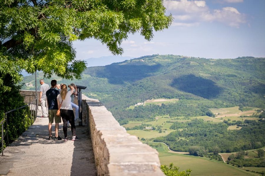 Motovun Impressions! Art gallery & town walls (5)