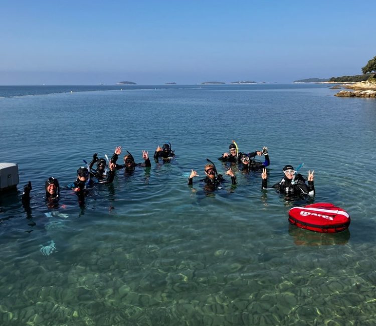 Open water scuba diving, beginner friendly course (5)