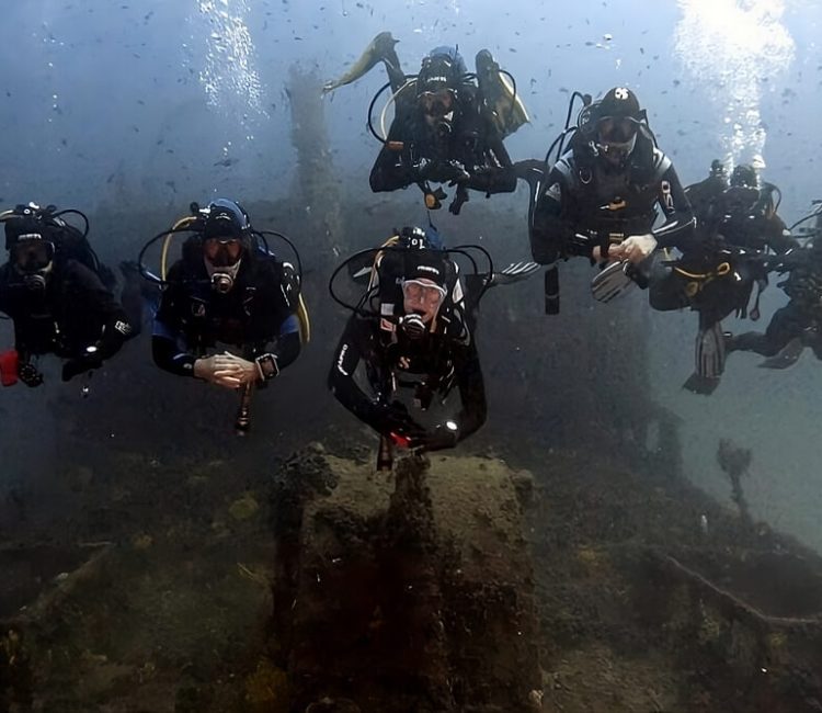 Open_water_scuba_diving__beginner_friendly_course_(4)-transformed