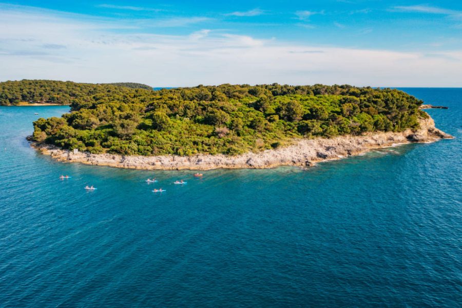 Pula-3-Islands-Kayak-Tour-snorkeling-swimming-cave-photo-stop-15