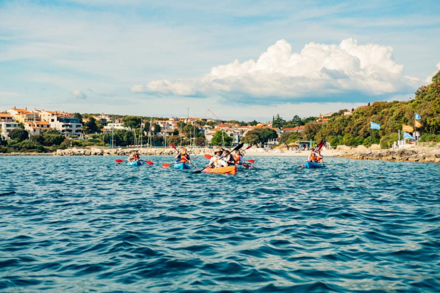 Pula-3-Islands-Kayak-Tour-snorkeling-swimming-cave-photo-stop-2