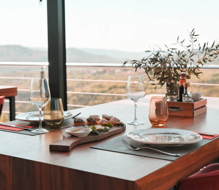 Truffle hunting tour and degustation experience (3)