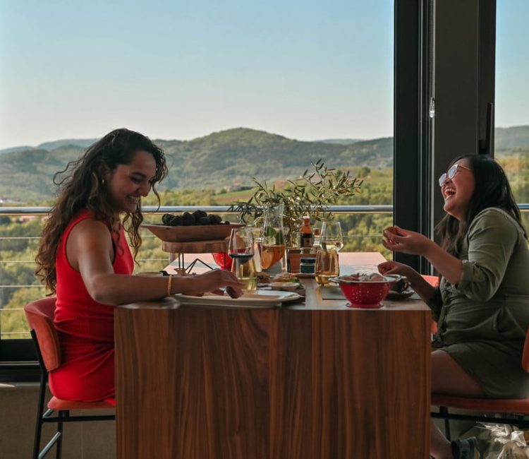 Truffle hunting tour and degustation experience (6)